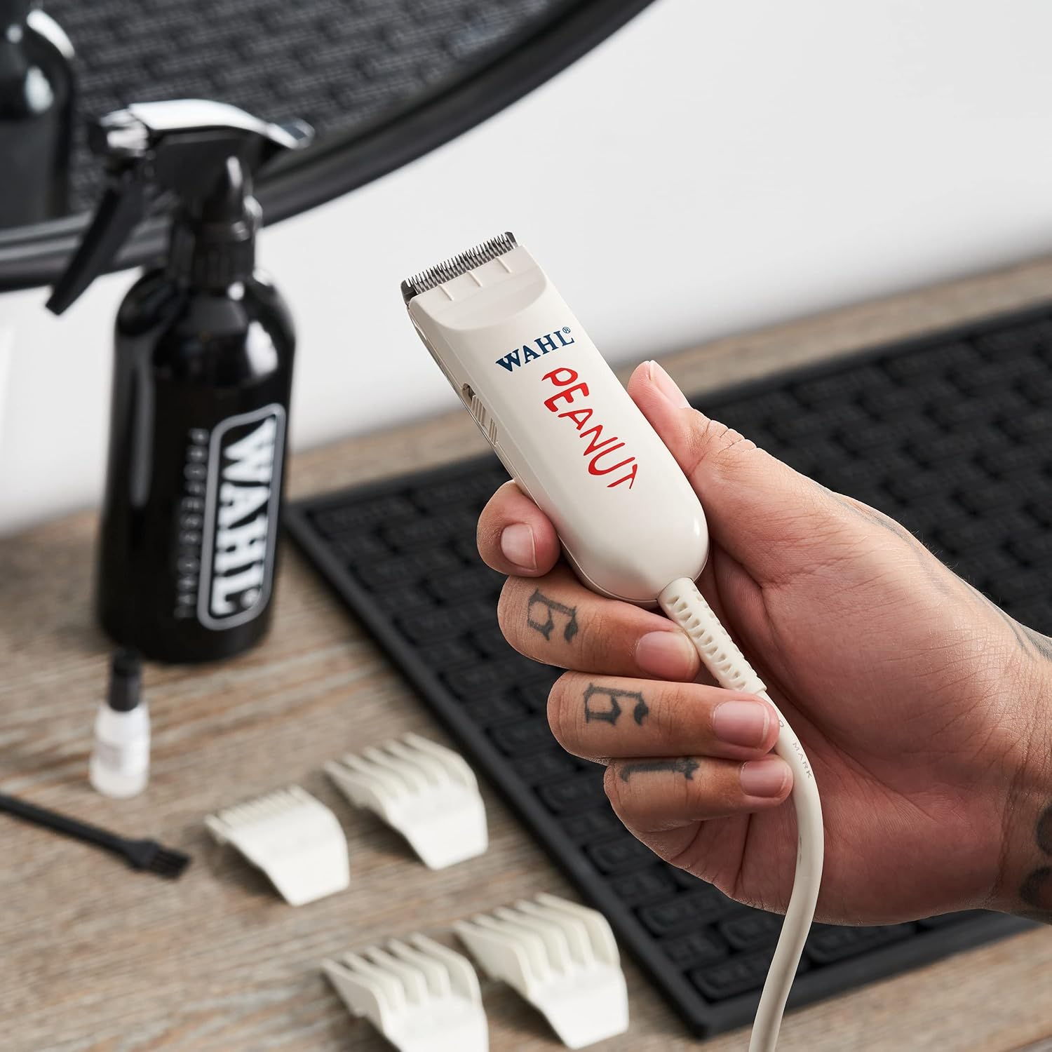 Wahl Professional Classic White Peanut Beard Trimmer & Hair Clipper Kit with 4 Guide Combs